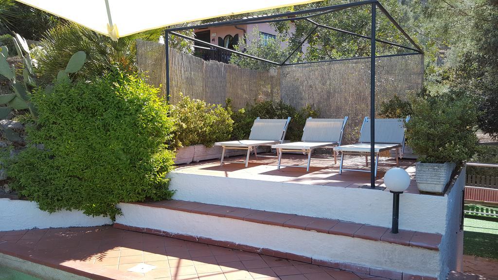 La Maison Galu' Itri Bagian luar foto